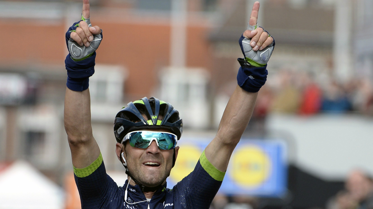 Alejandro Valverde dedica a Scarponi su triunfo en Lieja. (AFP)