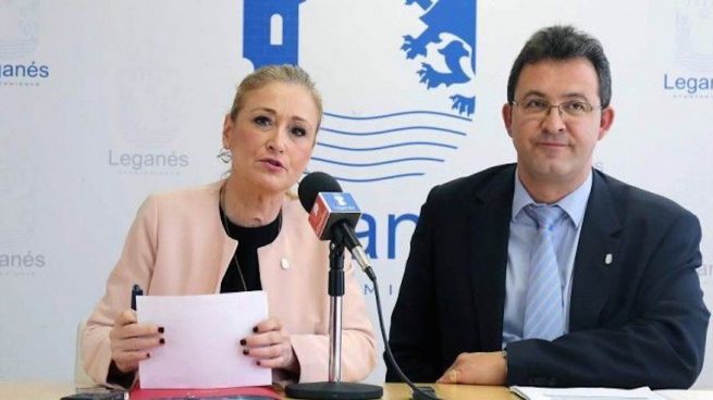 Cristina Cifuentes y Jesús Gómez.