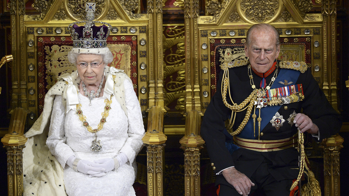 Isabel II y Felipe de Edimburgo. (Foto: AFP)