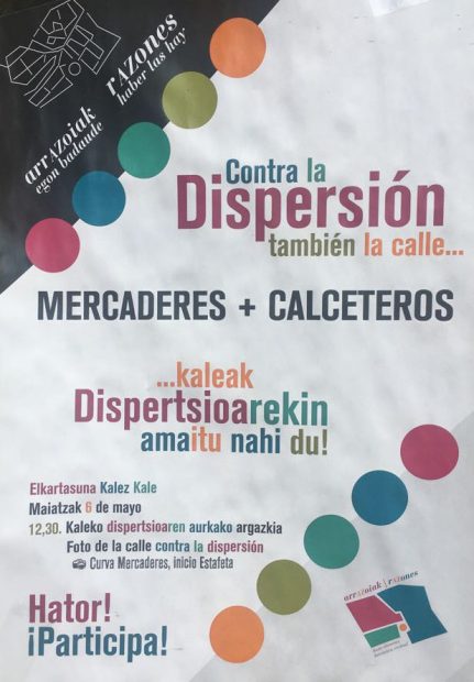 Cartel anunciando los actos, autorizados por Bildu, en el Casco Viejo de Pamplona. 