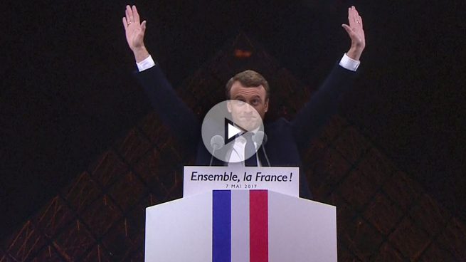 Macron presidente de Francia al arrasar a Le Pen
