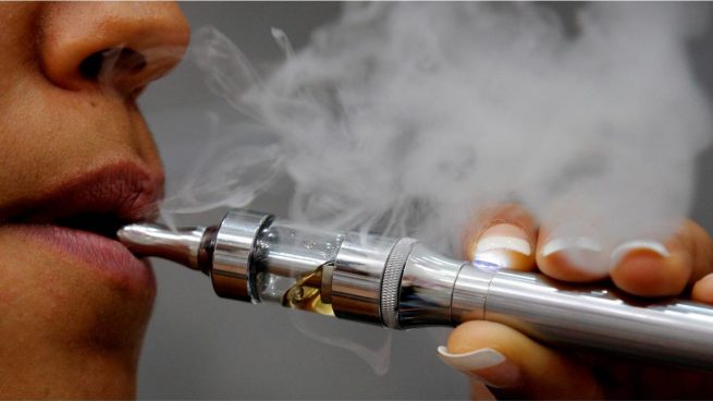 Instituto Coordenadas cree que Sanidad debería dar una oportunidad al  cigarro electrónico como medio para dejar de fumar