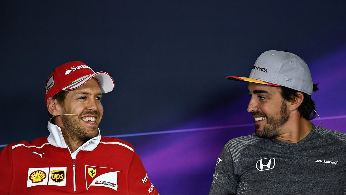 Sebastian Vettel y Fernando Alonso en rueda de prensa Getty)