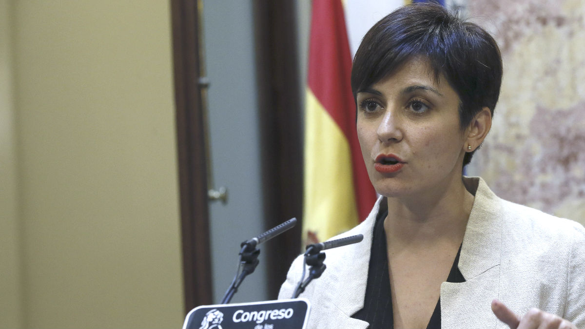 La portavoz adjunta del PSOE en el Congreso, Isabel Rodríguez (Foto: Efe)