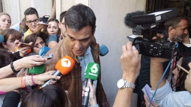 Sánchez anuncia que presentará una moción de censura si gana las primarias del PSOE