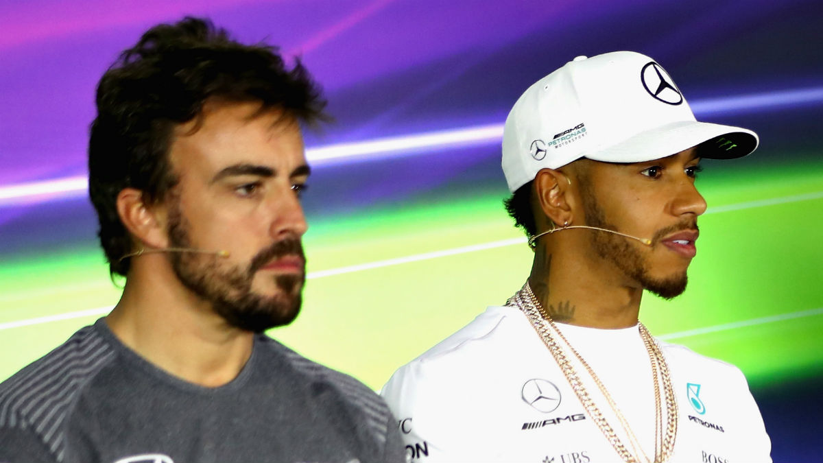 Lewis Hamilton ha reconocido que Fernando Alonso es de los pilotos con más talentos de la Fórmula 1, algo que no sirve de mucho si no cuentas con un buen coche. (Getty)