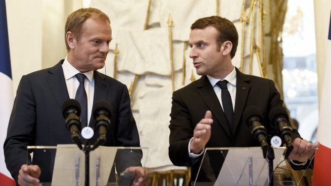 Tusk apela a la «energía» de Macron para relanzar la Unión Europea