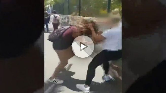El brutal video que muestra la agresión a una niña de 13 años que sufre bullying