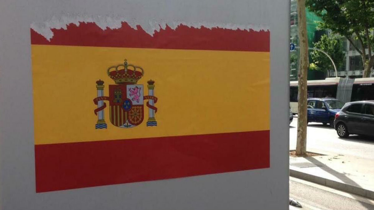 Barcelona apareció llena de banderas de España. (Foto: OKD)