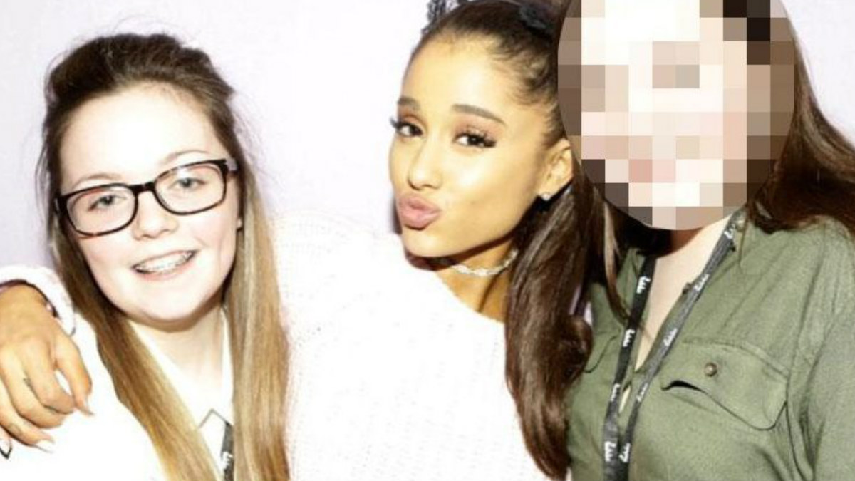 Georgina Callander, víctima mortal del atentado en Manchester, junto a Ariana Grande, una de sus cantantes favoritas hace dos años.