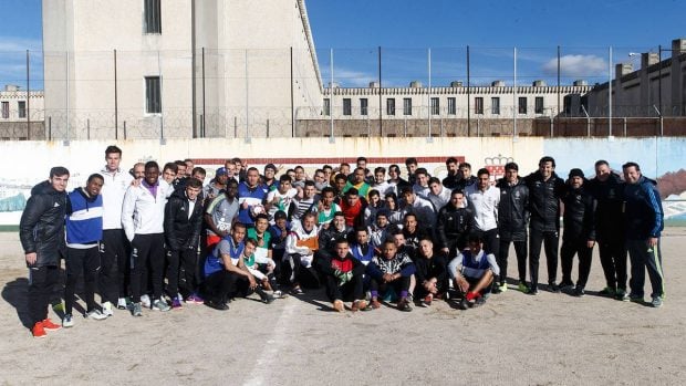 Actividad de la Fundación Real Madrid en un centro penitenciario.