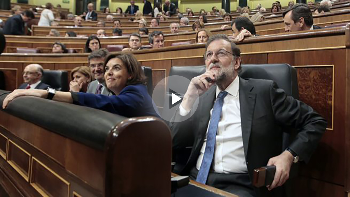 Mariano Rajoy y la bancada del PP en el Congreso de los Diputados (Foto: Francisco Toledo)