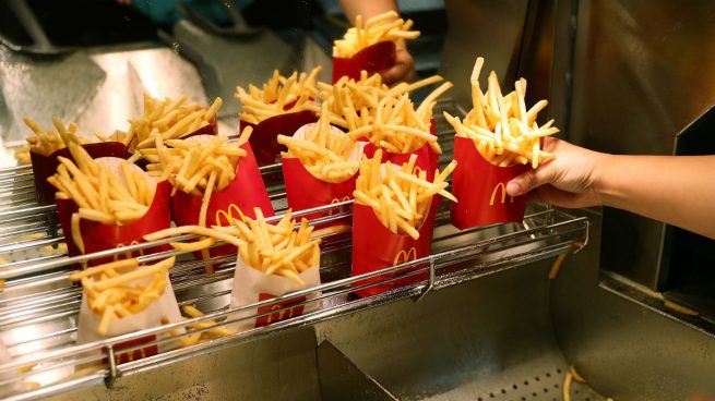 McDonald’s comienza a repartir a domicilio en Madrid y Barcelona