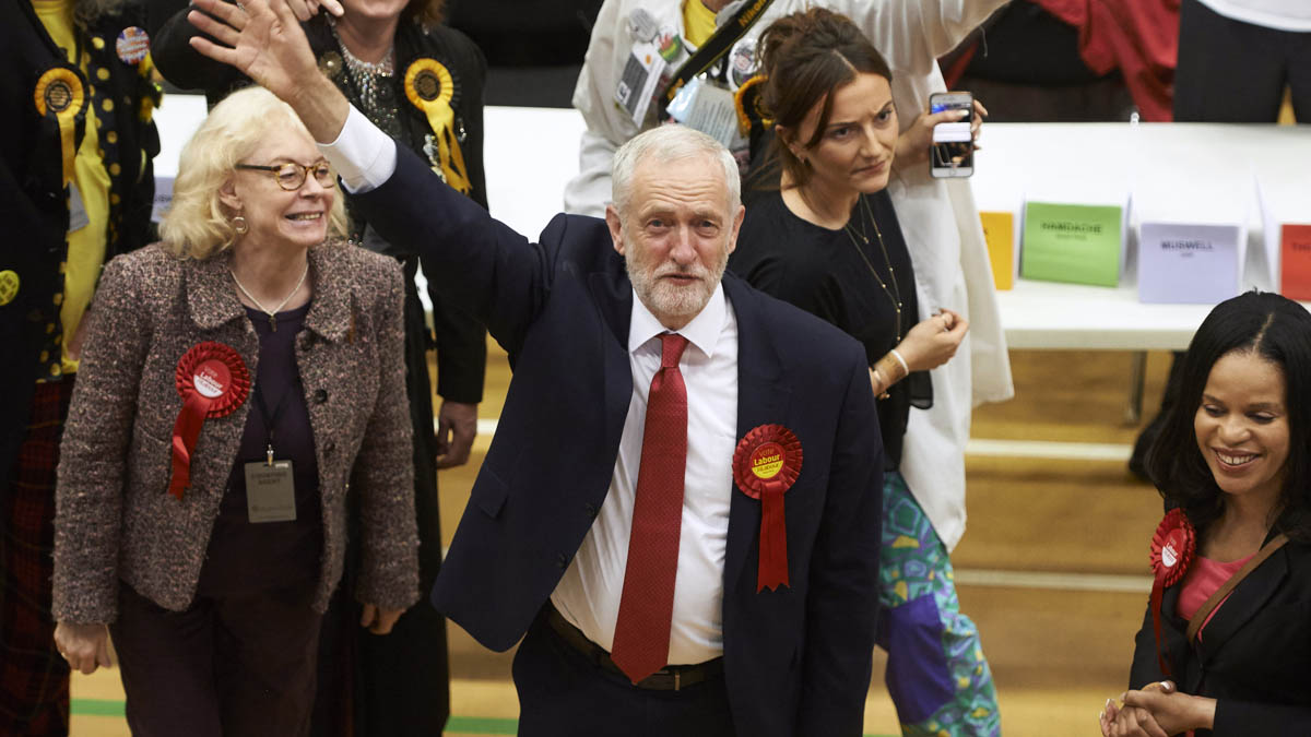 Jeremy Corbyn durante su primera comparecencia tras las elecciones (Foto: AFP)