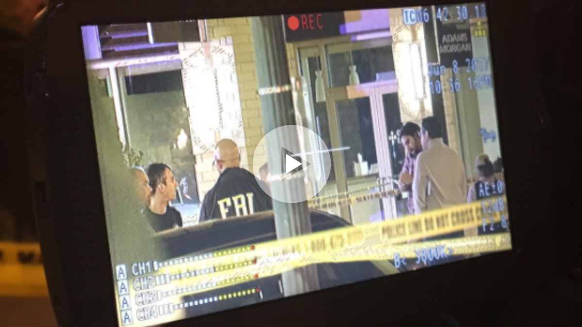 Un agente del FBI en el lugar del atropello en Washington DC. Foto: @ABC7TimBarber