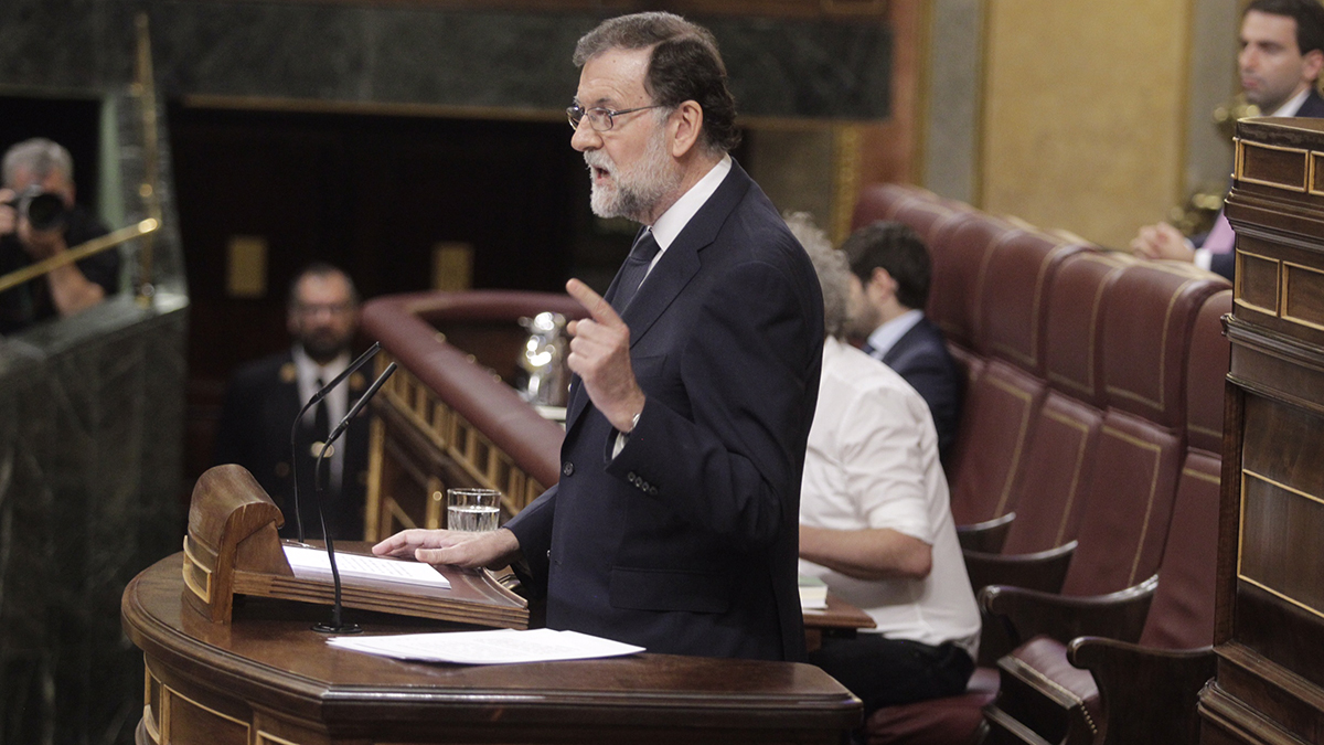 Mariano Rajoy habla en la moción de censura. (Foto: Francisco Toledo)