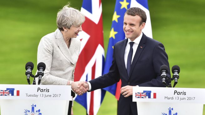 May y Macron certifican su apoyo al ataque militar sobre Siria anunciado por Trump