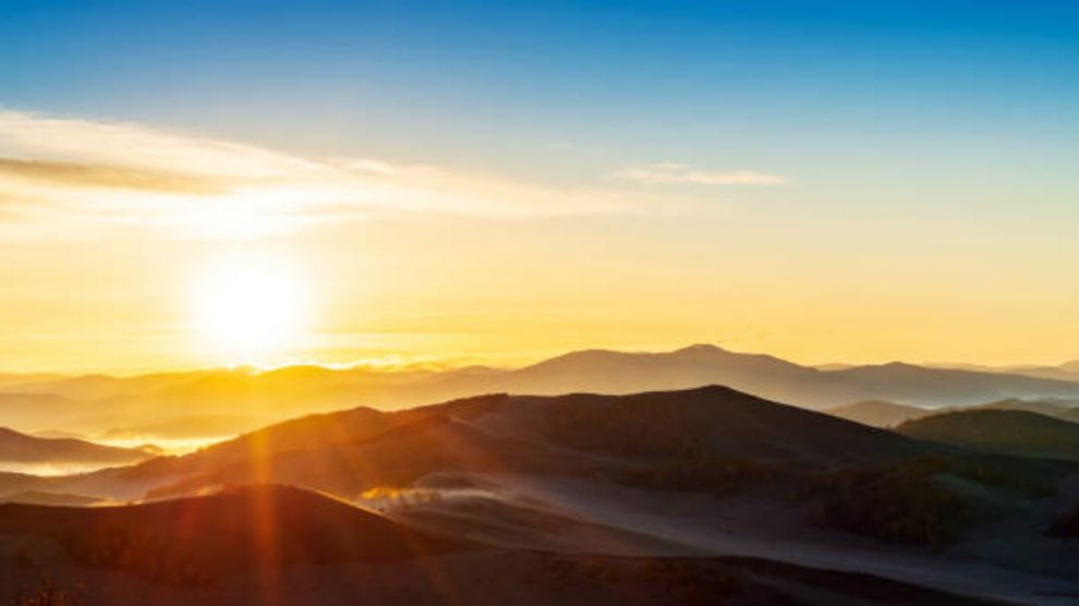 Descubre por donde sale el sol realmente