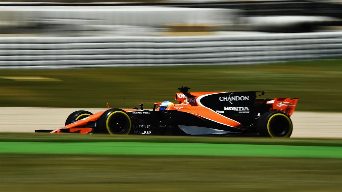 Desde las altas esferas de McLaren no paran de dar pistas sobre su más que probable ruptura con Honda. (Getty)