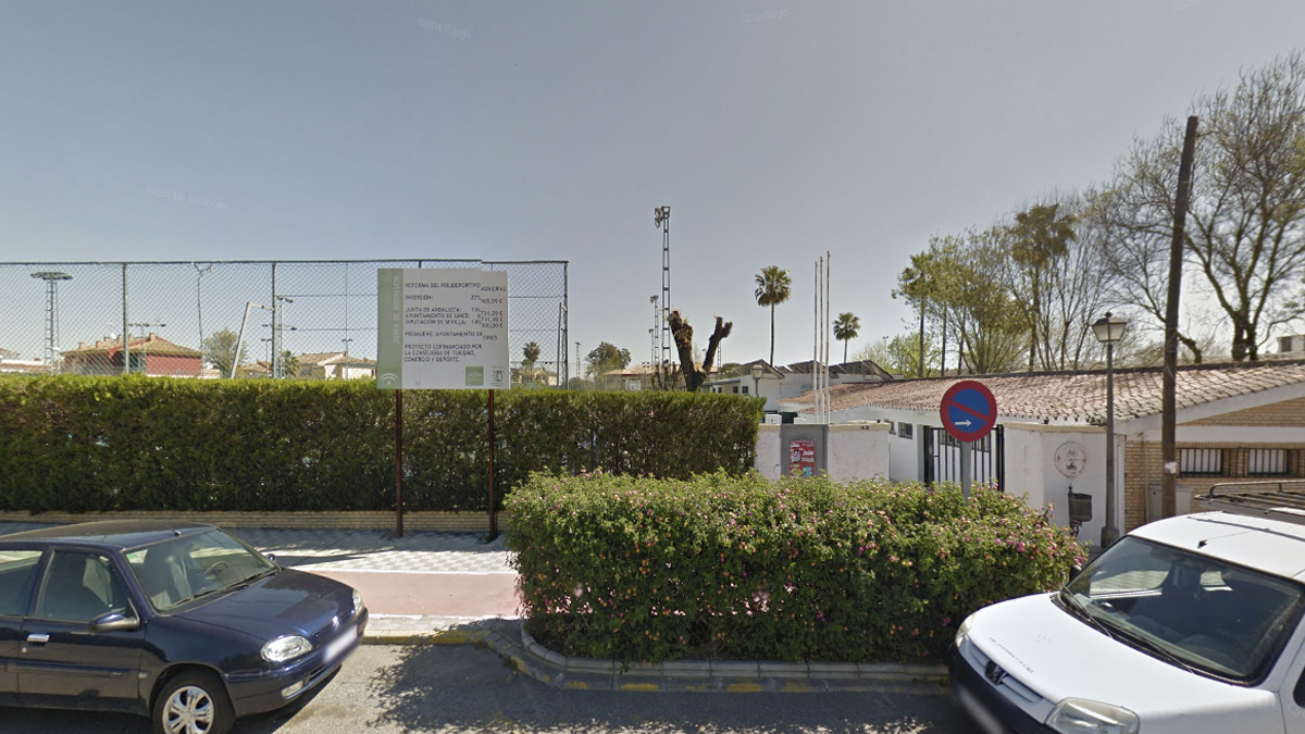 Polideportivo municipal de Gines. (Foto: Google Street View)