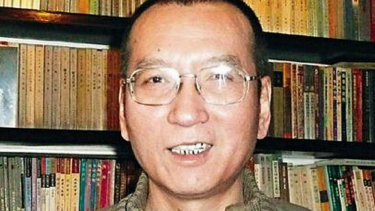 El Nobel de la Paz, Liu Xiaobo, ha sido liberado por sufrir un cáncer.
