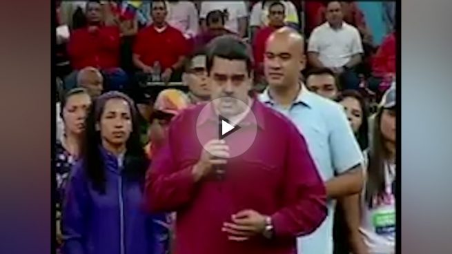 Maduro amenaza: «Lo que no podamos con los votos, lo haremos con las armas»