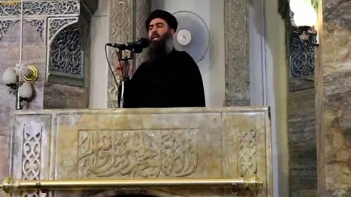Abu Bakr al Baghdadi, el día en que proclamó el ‘califato’ en la Gran Mezquita Al Nuri de Mosul (Irak).