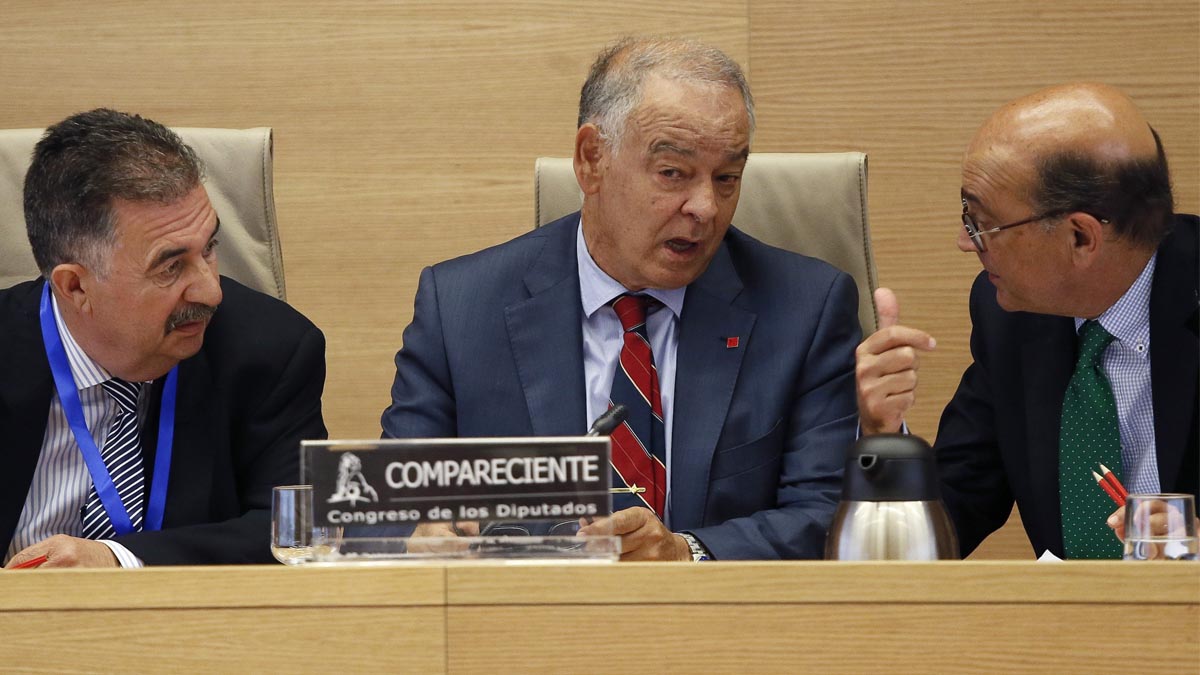 Eugenio Pino durante su comparecencia en la Comisión del Congreso. Foto: EFE