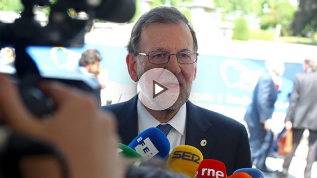 Rajoy: «Los delirios autoritarios nunca podrán vencer a la serenidad del Estado democrático»