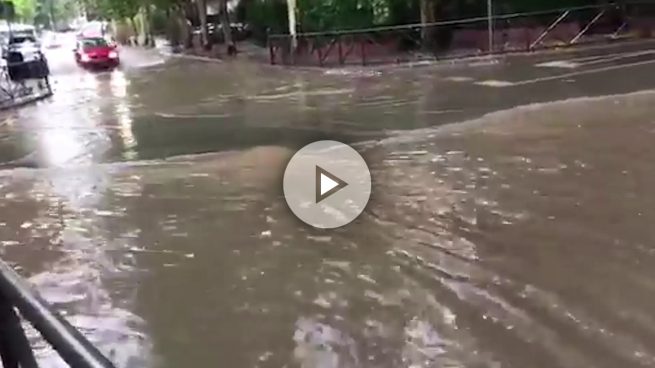 Madrid colapsado por una tromba de agua y granizo