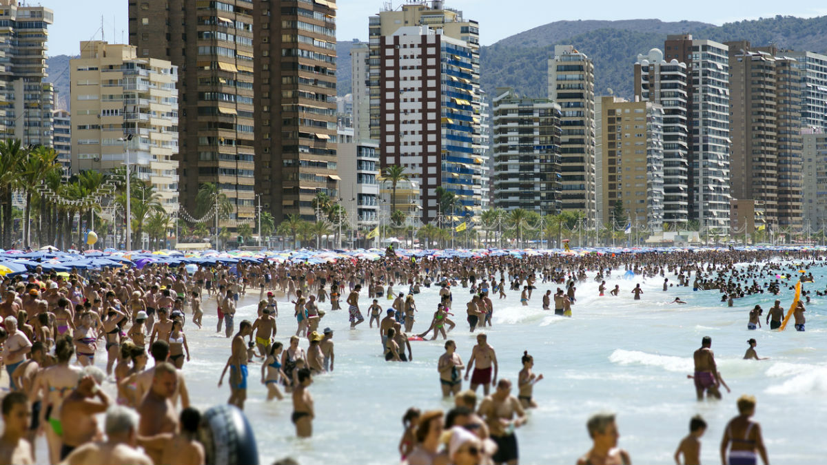 España logrará un nuevo récord turístico este año con un aumento de las llegadas del 9% (Foto:iStock)