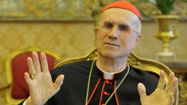 cardenal Bertone