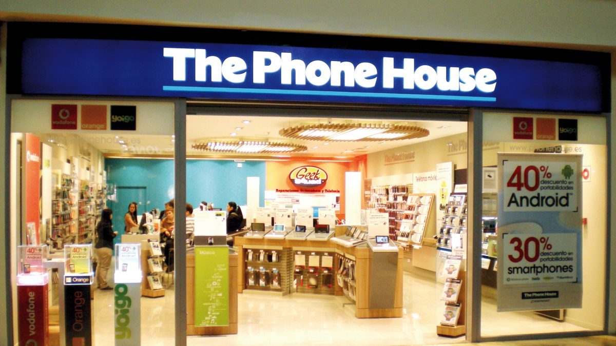 Tienda Phone House España (Foto: Facebook)