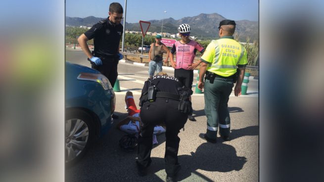 El ciclista Ángel Vicioso y el triatleta Jesús Gomar atropellados por un coche en Xeraco