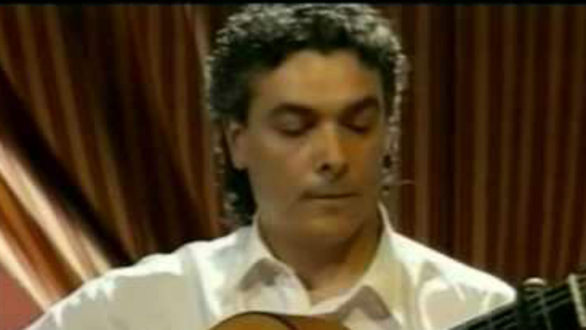 El guitarrista Quique Paredes