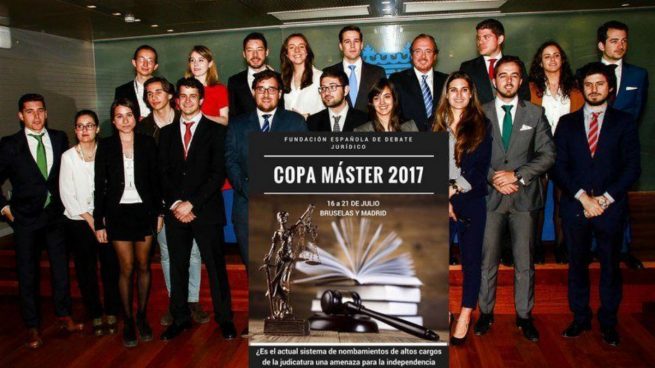 Participantes en la Copa de Debate Judicial