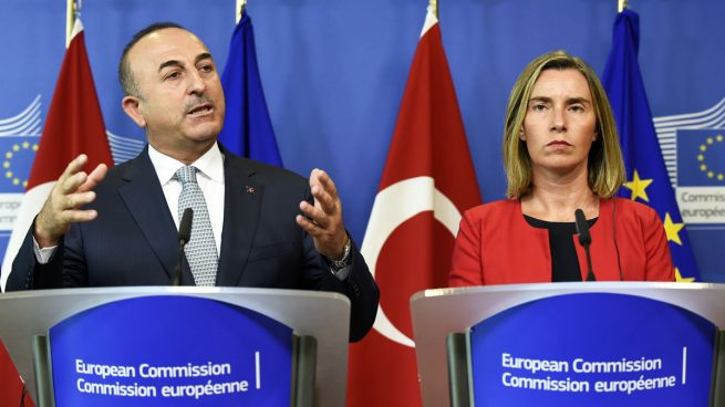 Mogherini vira la dirección de la UE y dice que Turquía sigue siendo candidata a la adehsión