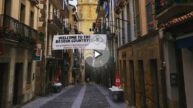 Otegi quiere que los turistas no se sientan en España cuando visiten el País Vasco