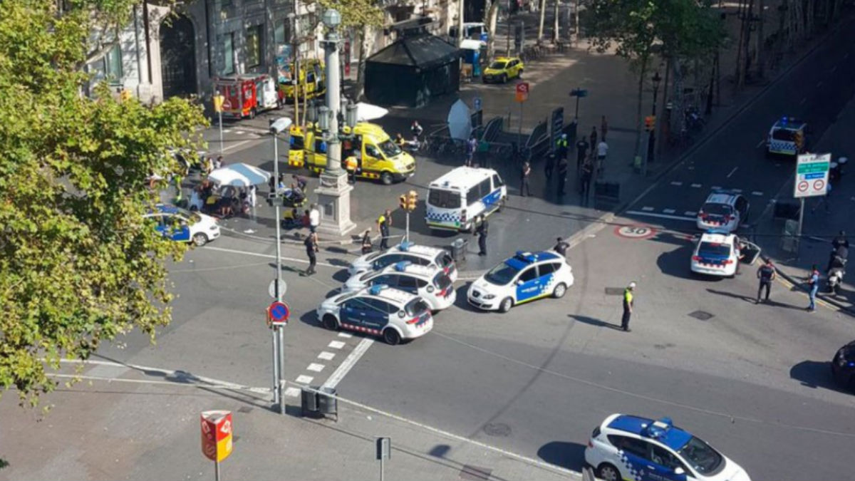 La Rambla de Barcelona, minutos después del atentado. (Foto: Twitter)