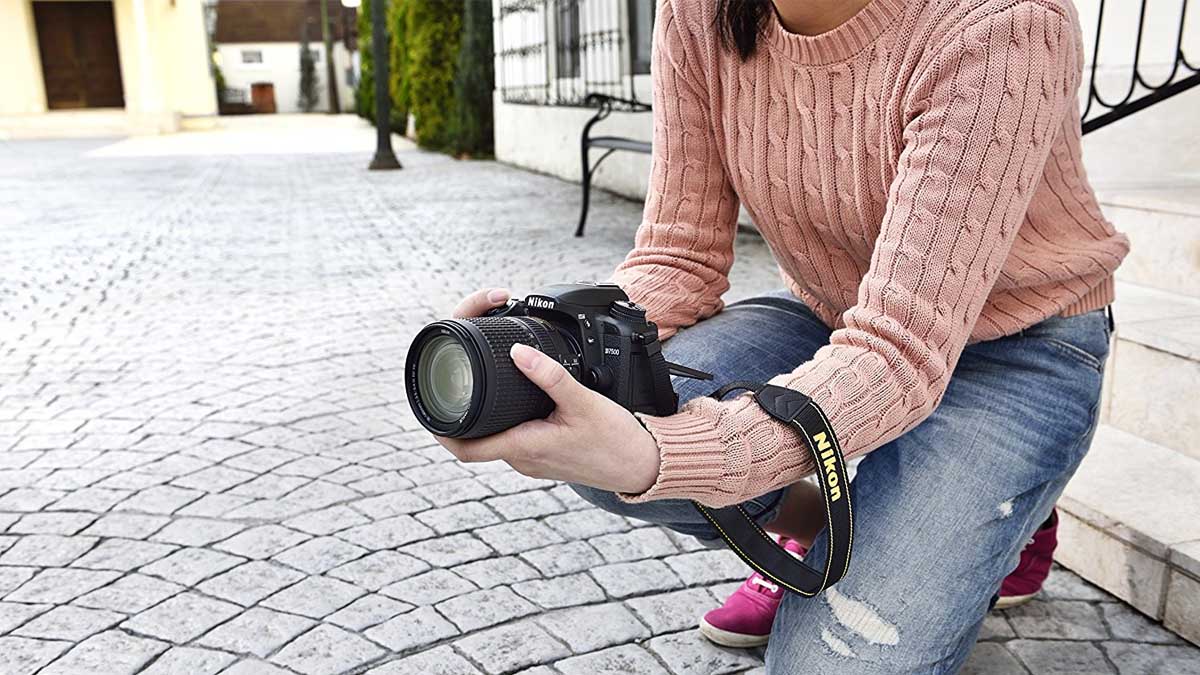 Te mostramos algunas de las mejores cámaras réflex de Nikon y Canon del momento, con las que harás fotos increíbles