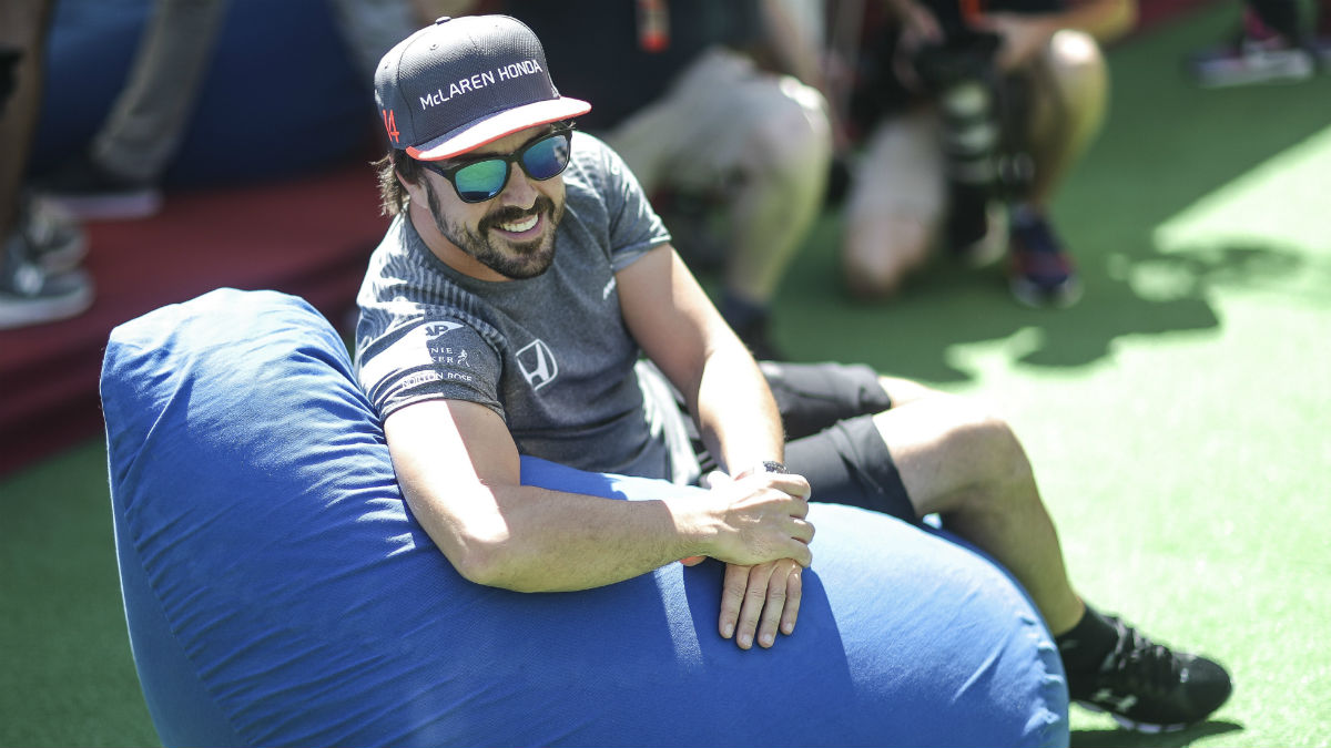 El futuro de Fernando Alonso sigue dando mucho que hablar, habiendo incluso quien opina que debería quedarse en McLaren-Honda. (Getty)