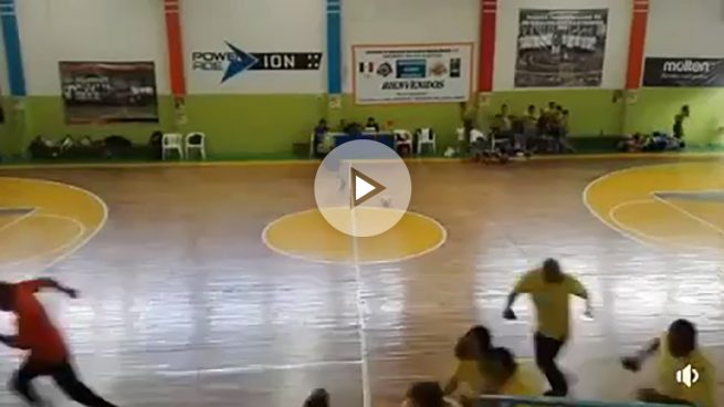 Tiroteo en pleno partido de baloncesto sub-15 en México