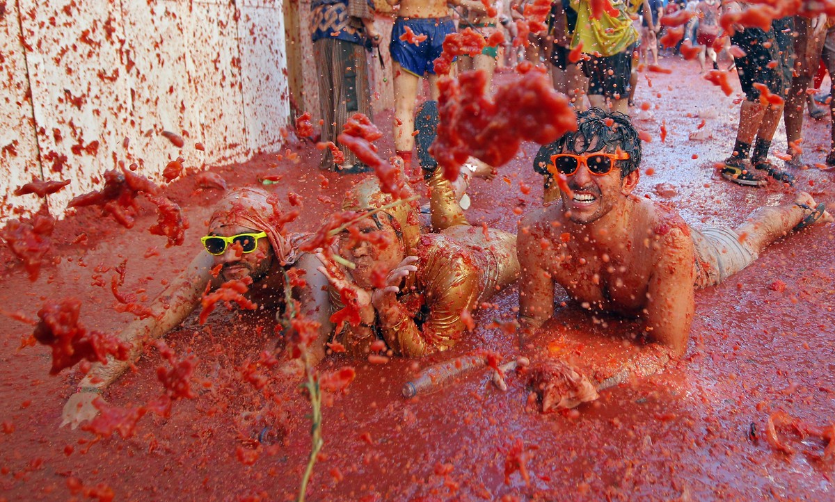 La Tomatina: El origen improvisado de la batalla de Buñol.