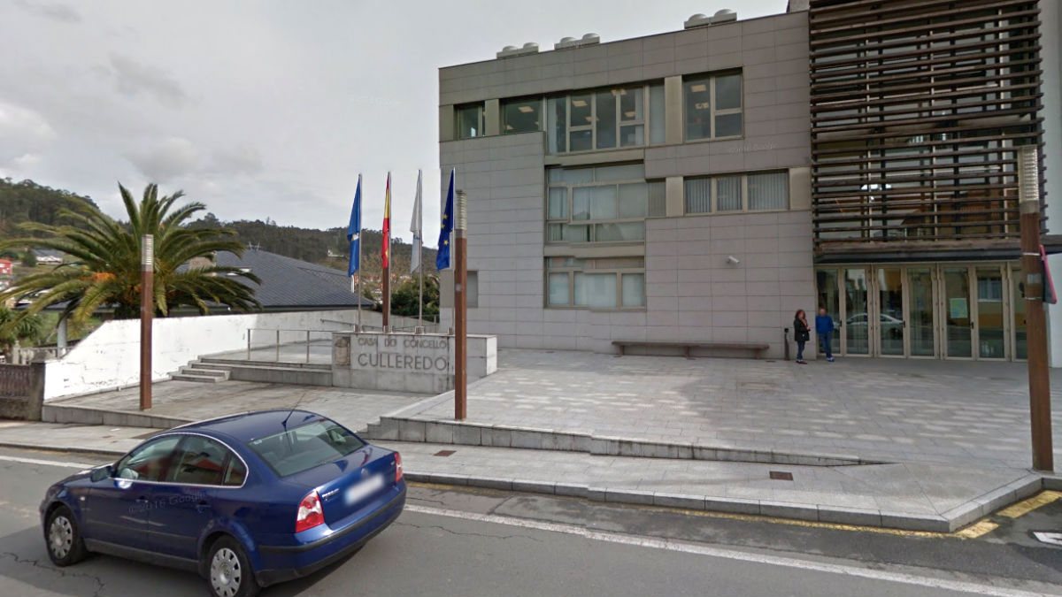 Sede del Ayuntamiento de Culleredo, donde fue localizado el hombre que asesinó a su ex suegra.