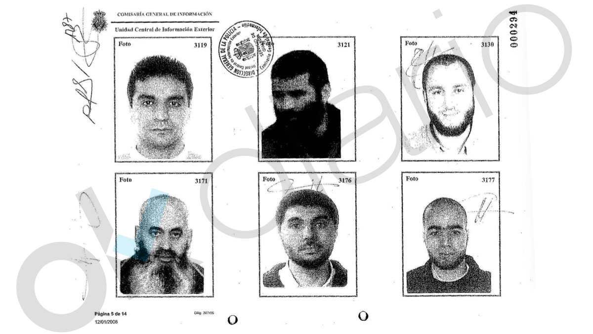 Arriba, a la derecha, Mohammed Mrabet Fahsi (jefe de la célula yihadista de Vilanova). Justo debajo, el imán Es Satty, en una imagen de 2005.