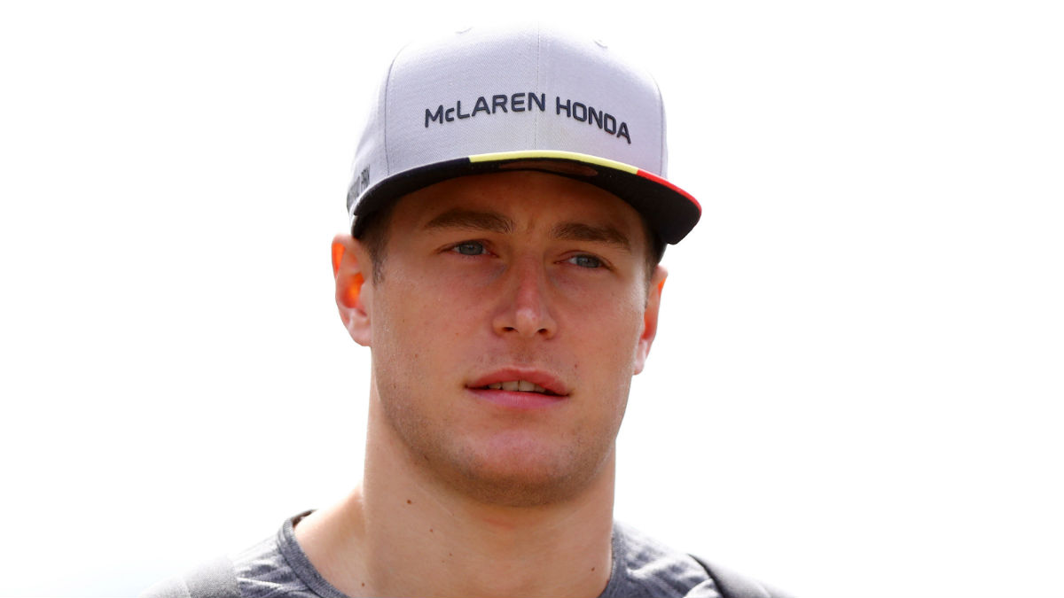 Stoffel Vandoorne no se ha mordido la lengua a la hora de definir la situación vivida por McLaren Honda durante el pasado Gran Premio de Bélgica. (Getty)
