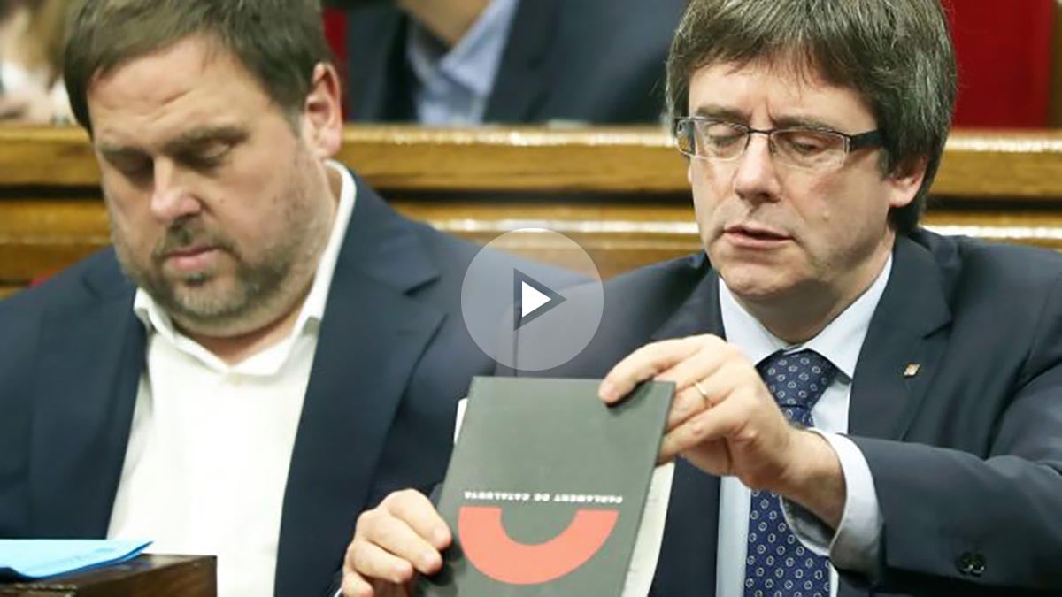 Oriol Junqueras y Carles Puigdemont. (Foto: EFE)