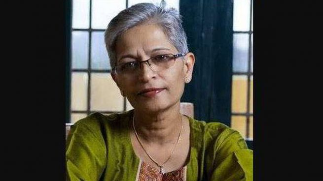 Asesinan a tiros a una periodista frente a su casa en India