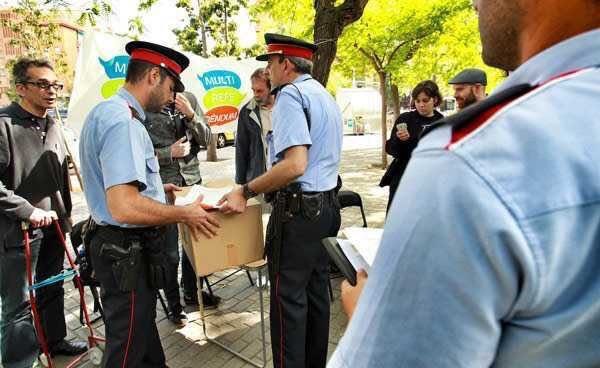 Los Mossos ya retiraron urnas de un referéndum ilegal en 2014 tras prohibirlo el Tribunal Supremo