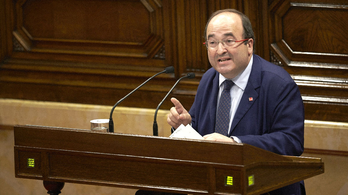 Miquel Iceta en el Parlament. (Foto: EFE)